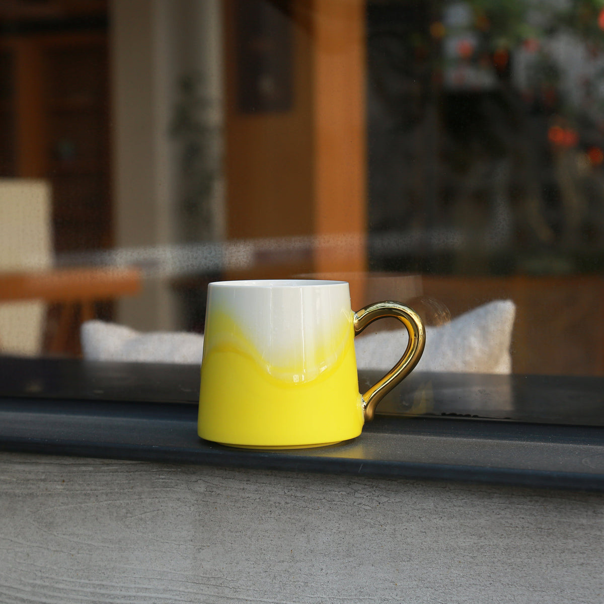 Lexacon Sunshine Yellow Gilded Mug